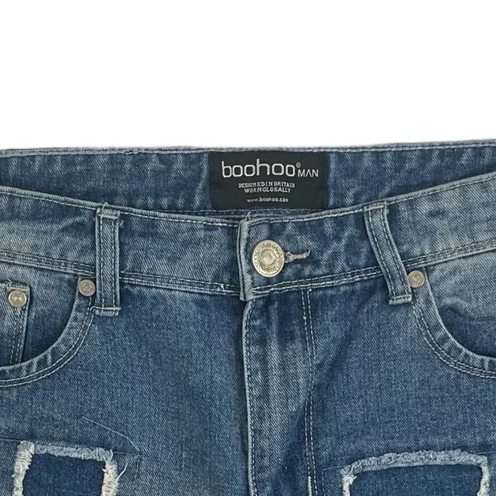 SH753 Men’s Boohoo Man Stretch Distressed Denim Jean Shorts 32